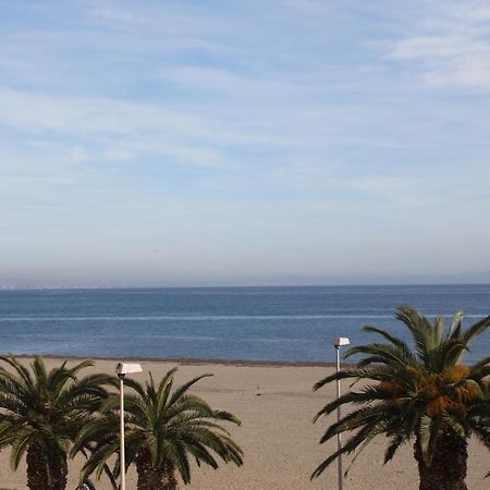 Apartamento En Primera Linea De Playa, Con Vistas A La Playa Y Con Wifi Roquetas de Mar Esterno foto