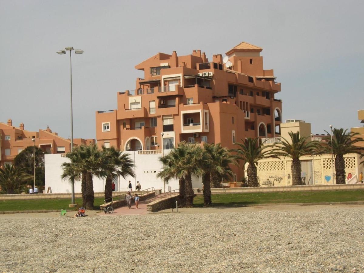 Apartamento En Primera Linea De Playa, Con Vistas A La Playa Y Con Wifi Roquetas de Mar Esterno foto